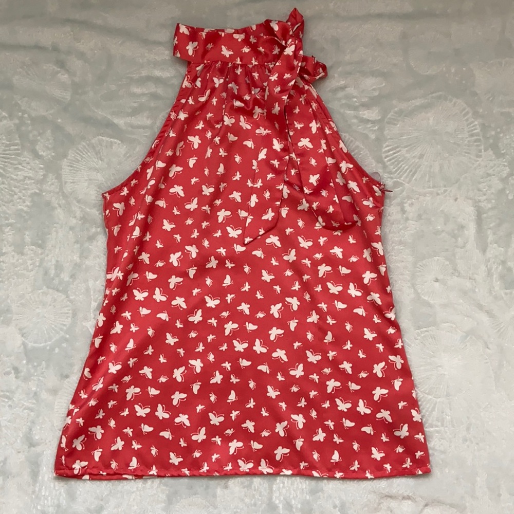 Butterfly top